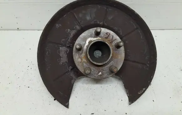 Ford Galaxy Rear wheel hub