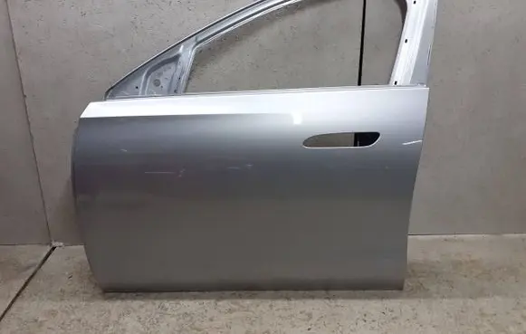 Mercedes-Benz E W214 Front door
