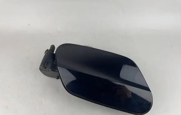 Volkswagen Golf VIII Fuel tank cap 5H0809857D 510810773A