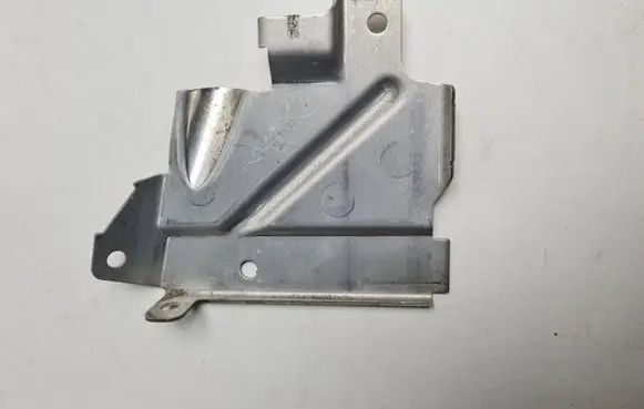 Mercedes-Benz C W204 other engine part A2042710088