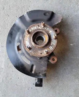KIA Sportage Front wheel hub 009LG0071
