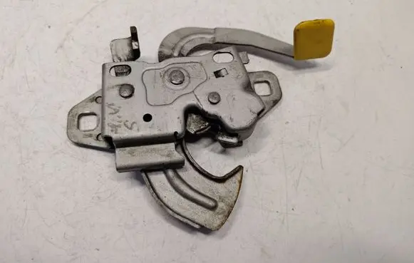 Mini One - Cooper R50 - 53 Engine bonnet/hood lock/catch 7132755 51237132755