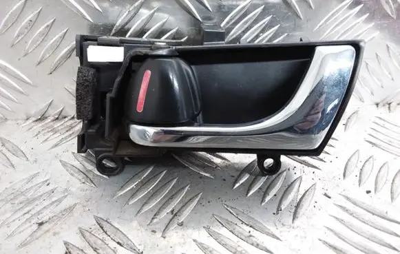 Subaru Legacy Front door interior handle