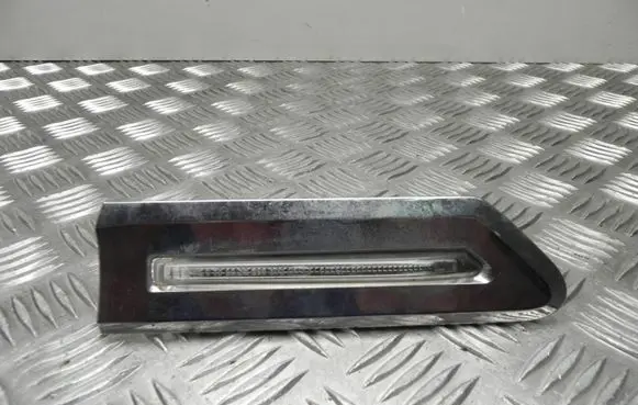 Rear/tail lights