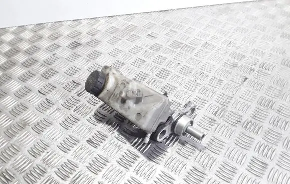 Renault Megane II Master brake cylinder 320671112