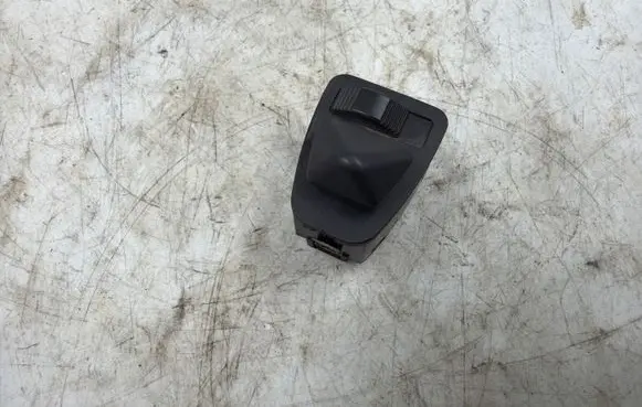 BMW 3 E46 Wing mirror switch 8373691