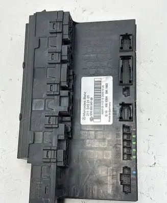 Mercedes-Benz E W211 SAM control unit 2115452101
