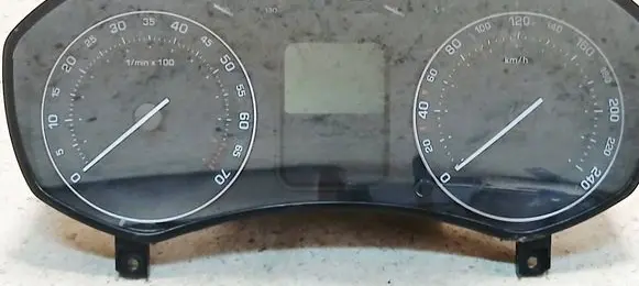 Skoda Octavia Mk2 (1Z) Speedometer (instrument cluster) 1Z0920810B V3562416 SKZ7Z022898870