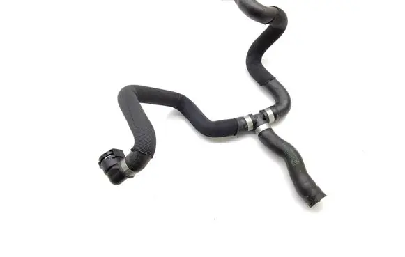 BMW 6 F12 F13 Engine coolant pipe/hose 7592647