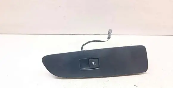 BMW 1 E81 E87 Electric window control switch 6987851