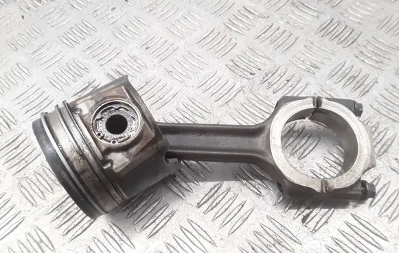Alfa Romeo 159 Piston with connecting rod B774 939A1000