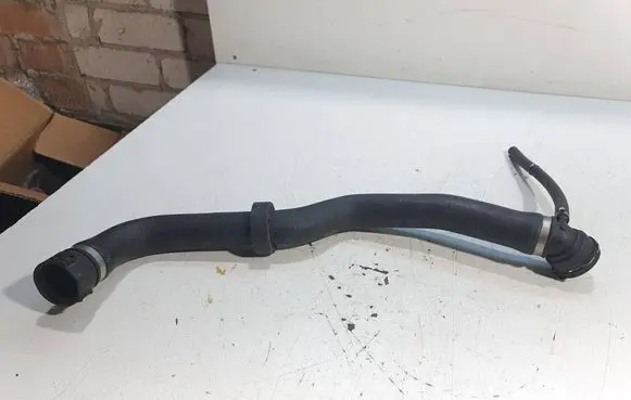 BMW 5 E39 Engine coolant pipe/hose 11532247821