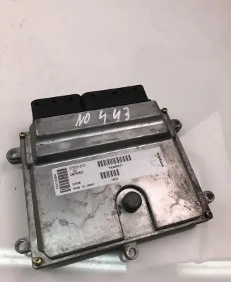 Volvo V50 Engine control unit/module ECU P30650677