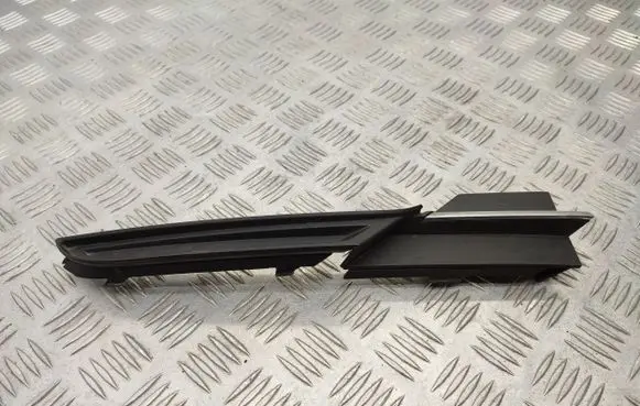 Volkswagen Golf Sportsvan Front fog light trim/grill 510853666D