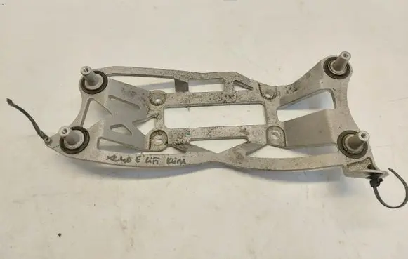 Volvo XC40 Steering wheel axle VOLXC40MOC70965