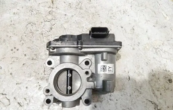 Nissan Qashqai Throttle valve 1220VBGGHJ
