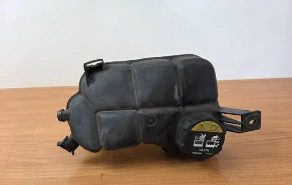 Volvo XC60 Coolant expansion tank/reservoir 31368311