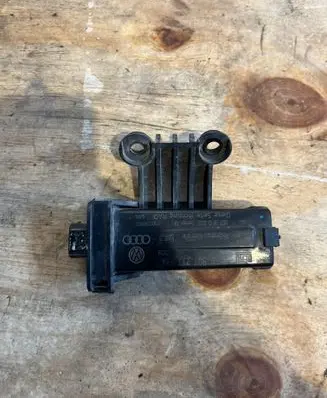 Audi A8 S8 D3 4E Sensor 4E0907277 10076600 053320401001