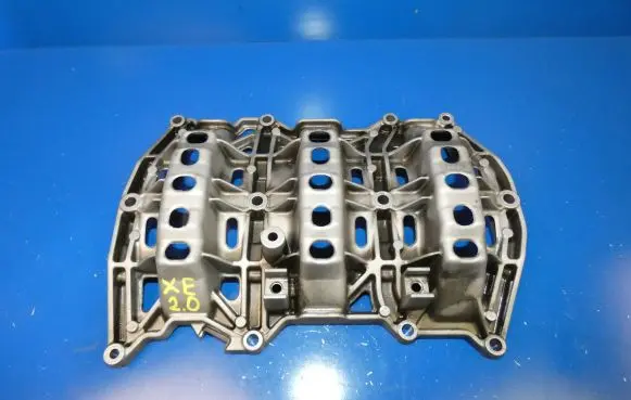 Jaguar XE Oil sump G4D3-6C800-AC
