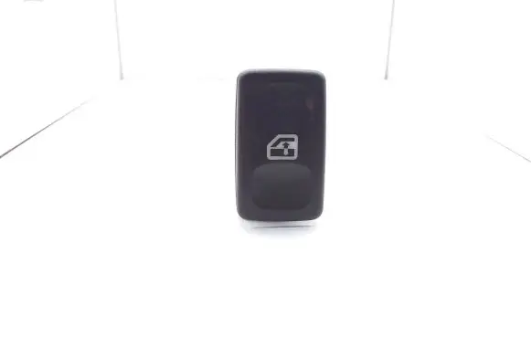Land Rover Discovery Electric window control switch AMR2496