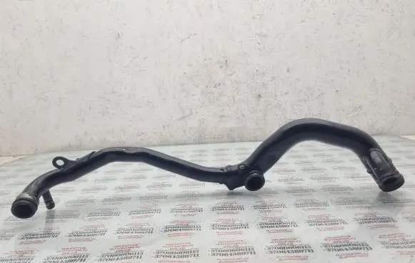 Audi A4 S4 B6 8E 8H Engine coolant pipe/hose 059121071R
