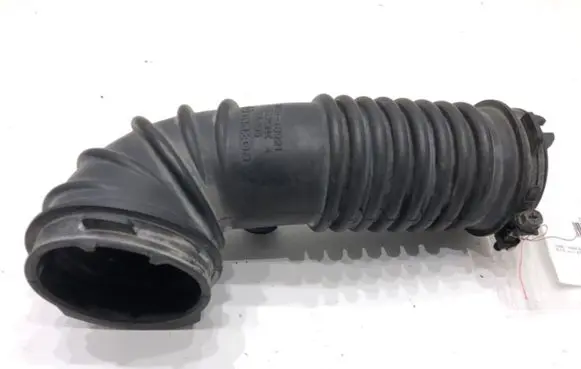 Mazda CX-5 Air intake hose/pipe SH01-13221