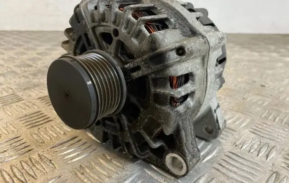 Citroen C4 Grand Picasso Generator/alternator 9661544880 2543457A FG18S017