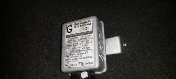 Mitsubishi Galant Immobilizer control unit/module mr252871 x1t13771m