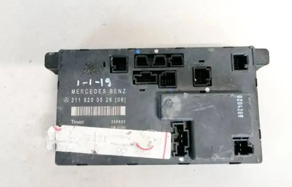 Mercedes-Benz E W211 Door control unit/module 2118200526 356803