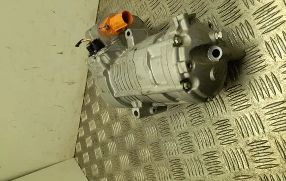 MG MG4 ev Air conditioning (A/C) compressor (pump) 10966599