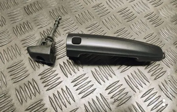 Suzuki Swift II Front door exterior handle