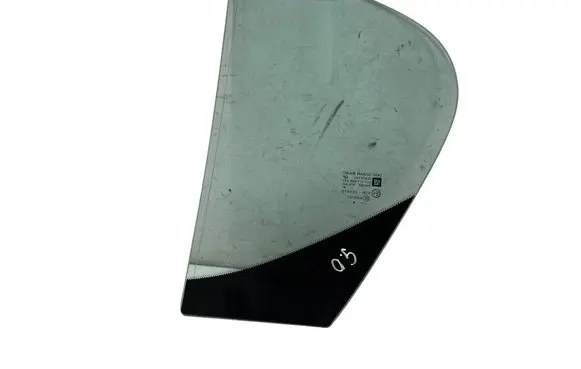 Opel Corsa E Rear vent window glass DOT211M86AS2 43R000479 E000191