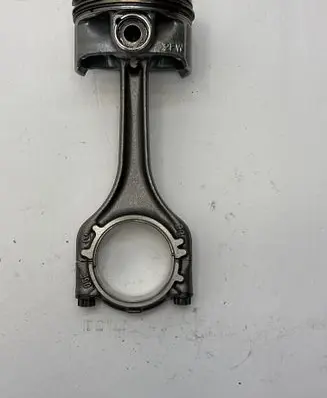 Volkswagen Caddy Piston with connecting rod 05E DPB