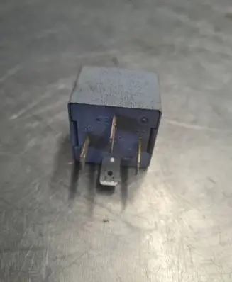 Skoda Octavia Mk1 (1U) Other relay 141951253B 20240072