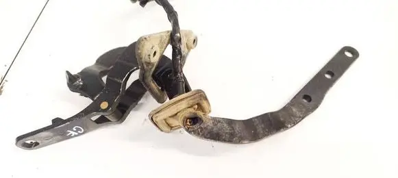Volvo V70 Tailgate/trunk/boot hinge 