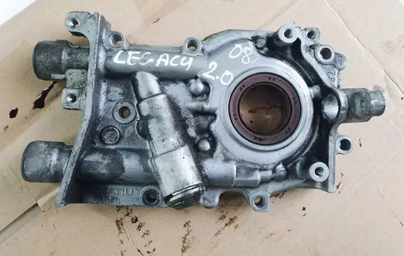 Subaru Legacy Crankshaft Holder 