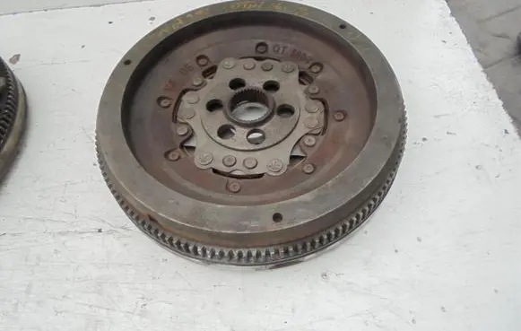Skoda Octavia Mk2 (1Z) Flywheel 