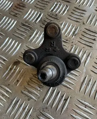 Volkswagen Golf V Front ball joint 1K0366C