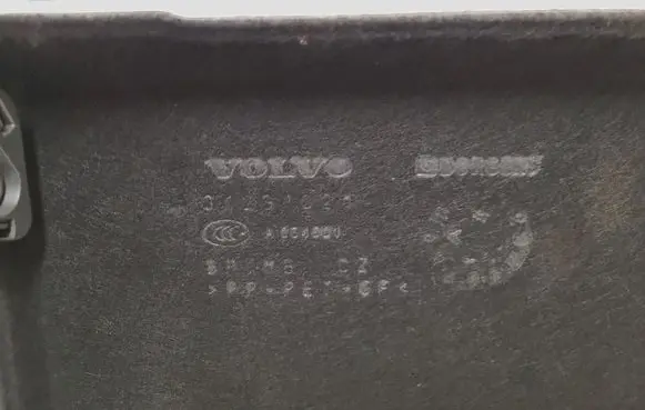 Volvo V40 Parcel shelf