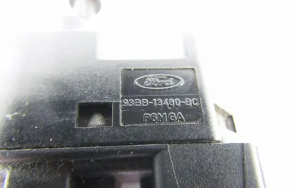 Ford Focus Brake pedal sensor switch 93BB13480BC
