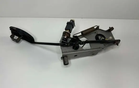 Mazda 6 Accelerator throttle pedal CB0541AC0