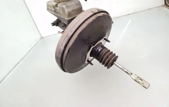 Volvo S70 V70 V70 XC Brake booster 9492764 9441116