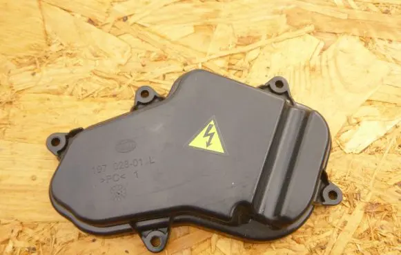 Volkswagen Golf VII Headlight/headlamp dust cover 19702801