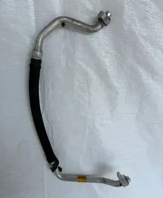 Opel Mokka Air conditioning (A/C) pipe/hose 95376416