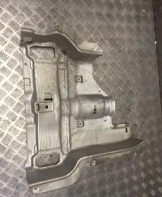Mercedes-Benz GLE W167 Engine splash shield/under tray A1676807308