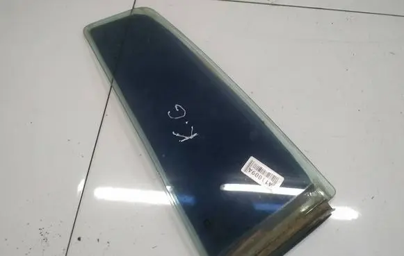 Opel Zafira B Rear vent window glass as2