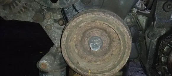 Mitsubishi Lancer Crankshaft pulley