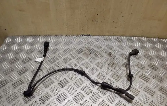Volkswagen Touareg II Front ABS sensor wiring 7P0971279A