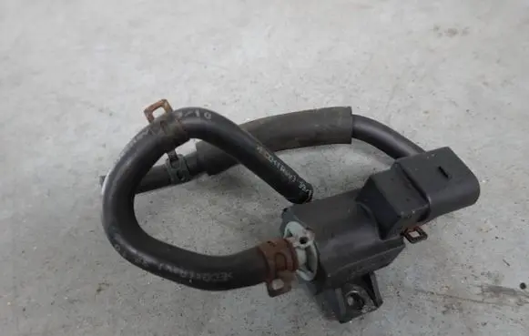 Audi A1 Turbo solenoid valve 06F906283F