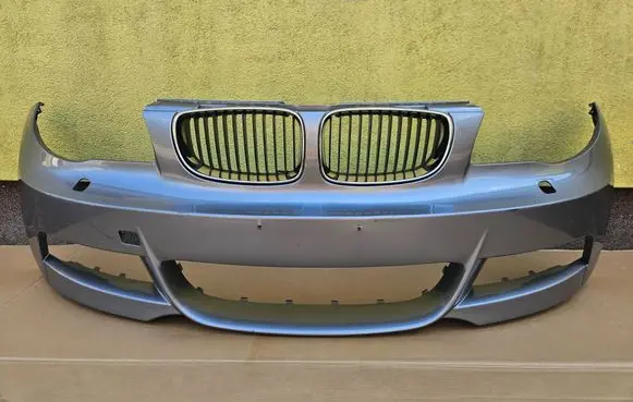 BMW 1 E82 E88 Front bumper 8045429 5857711